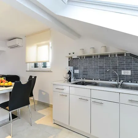 Apartament Lily